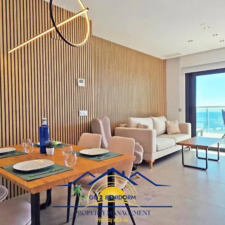 Sunset Cliffs Twilight * בנידורם